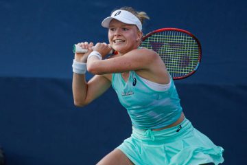 Harriet Dart in the first round of the 2022 US Open, New York