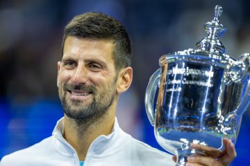 Novak Djokovic with the US Open trophy